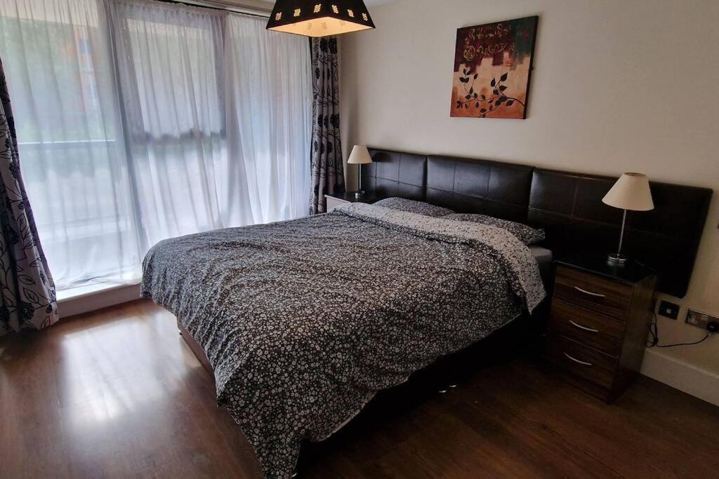 2 Bedroom Apartment Central Birmingham City Centre Buitenkant foto